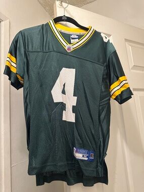 NFL Reebok Green and Yellow Football Jersey Collar Detail